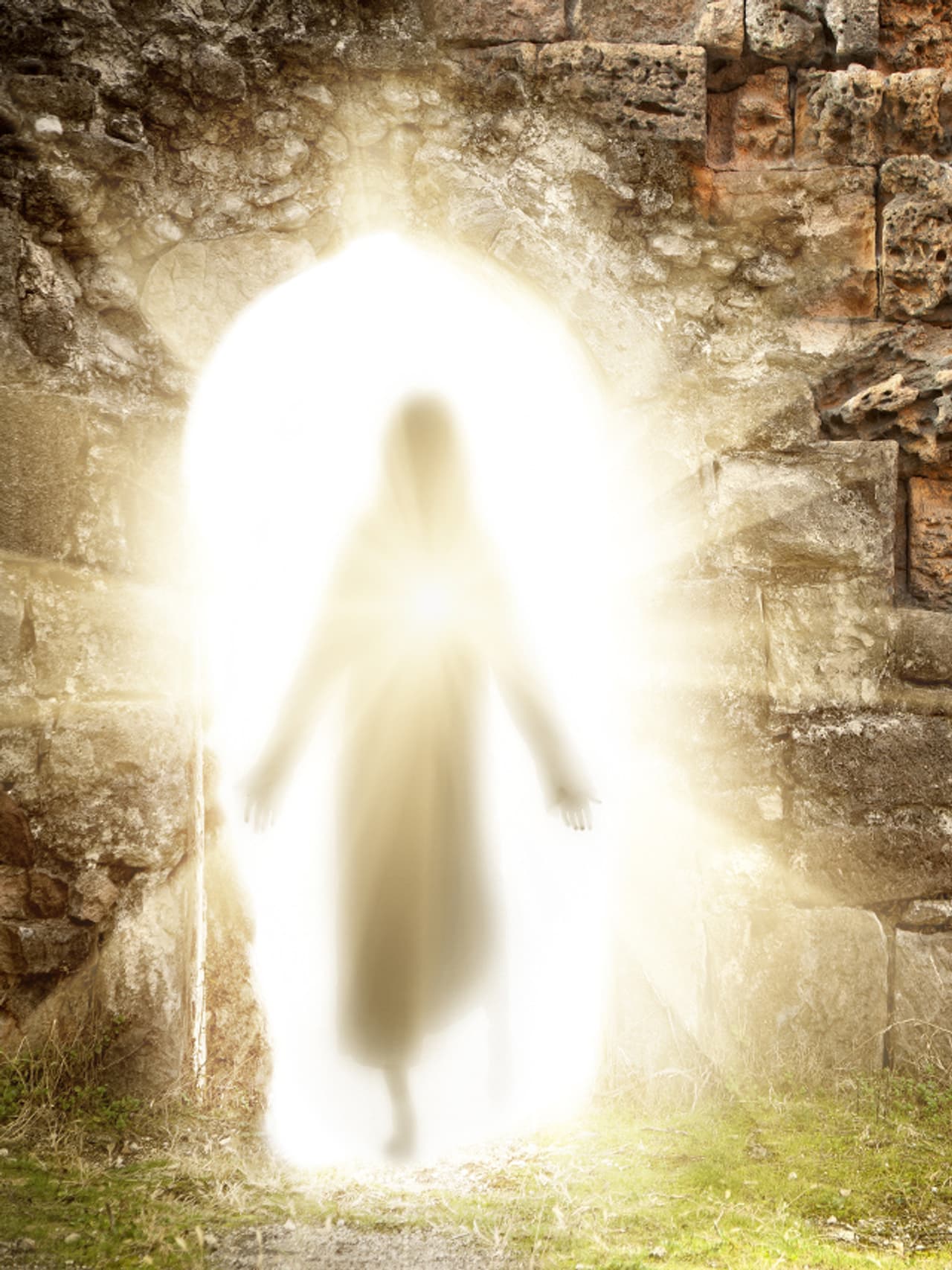 যিশু খ্রিস্টকে যেদিন ক্রুশে বিদ্ধ করা হয়, সেদিন ছিল শুক্রবার, সেই থেকে প্রতি বছর গুড ফ্রাইডে পালন করেন খ্রিস্টানরা