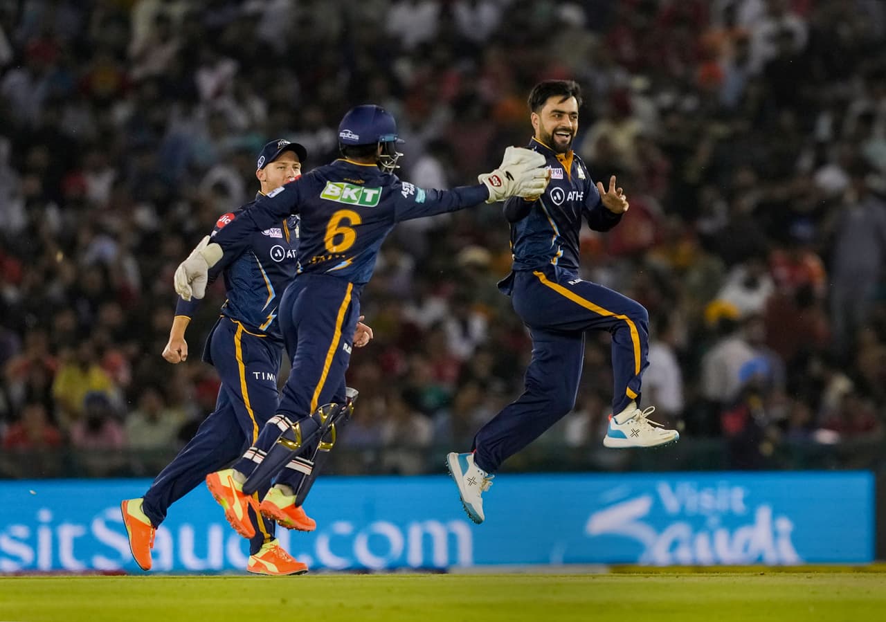 अफगान खिलाड़ी राशिद का जलवा अफगान खिलाड़ी राशिद का जलवा