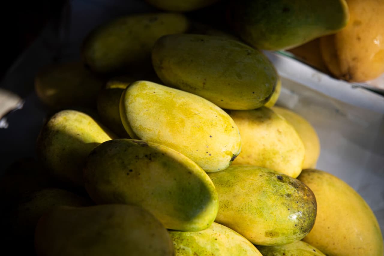 क्या होते हैं नकली आम