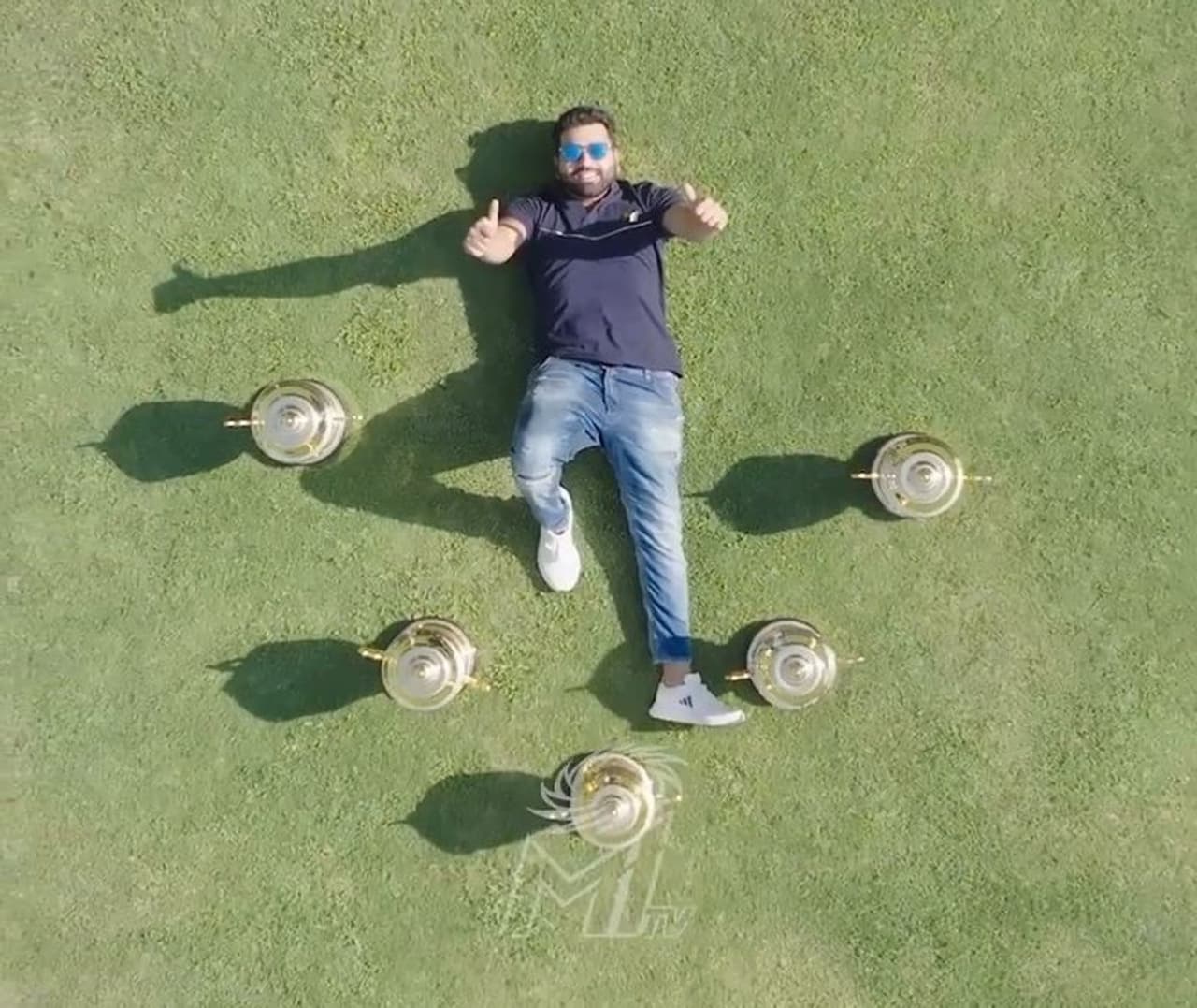 ரோகித் சர்மா போட்டோஷூட் மும்பை இந்தியன்ஸ் ரோகித் சர்மா போட்டோஷூட் மும்பை இந்தியன்ஸ்