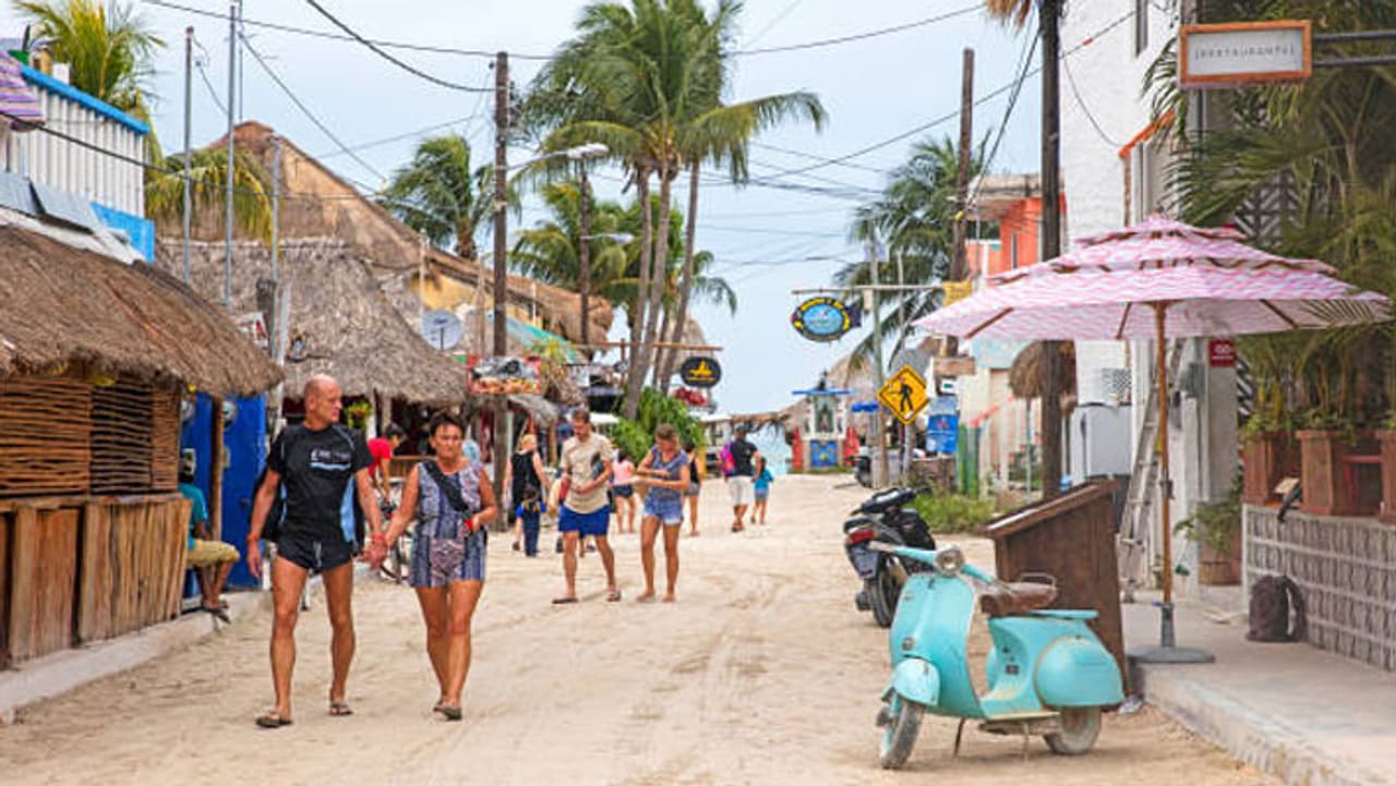 आईला होलबॉक्स, मैक्सिको (Ayla Holbox, Mexico) आईला होलबॉक्स, मैक्सिको (Ayla Holbox, Mexico)