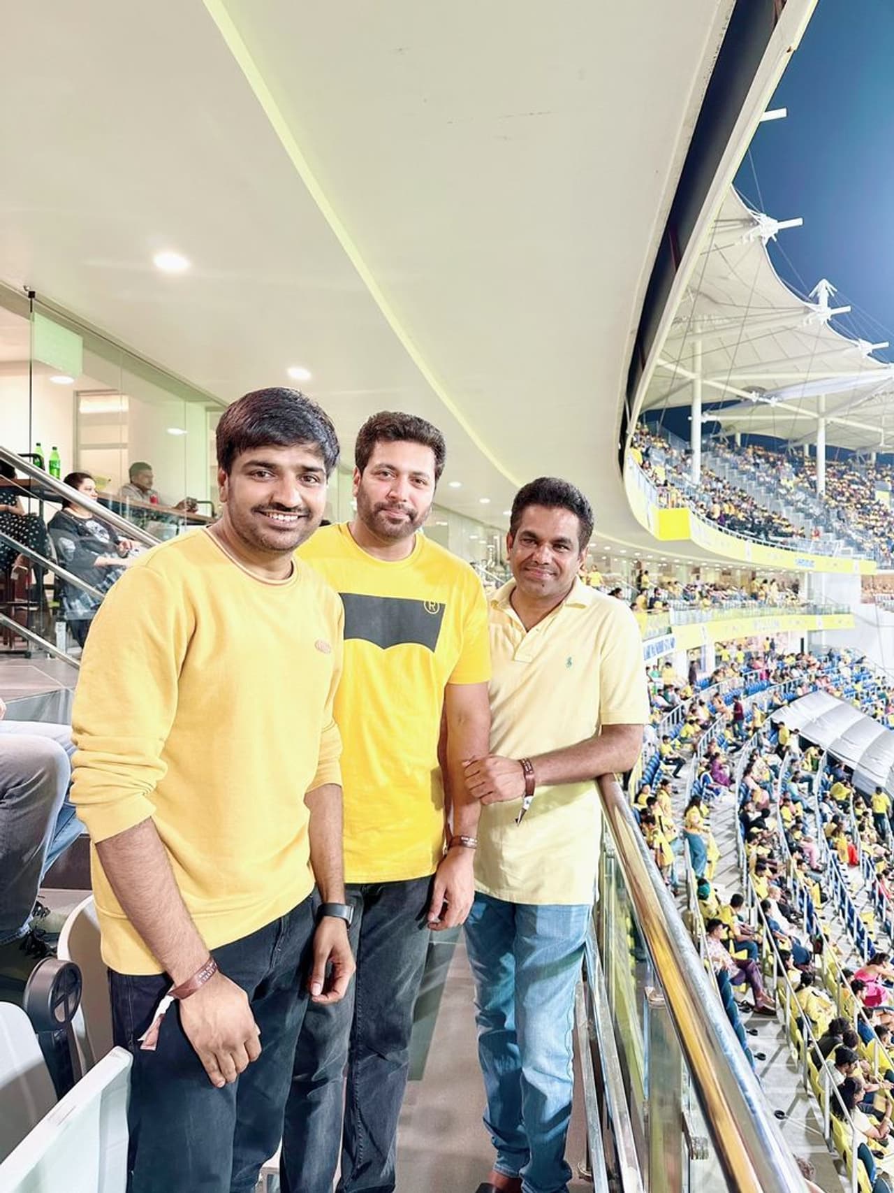 சதீஷ் சதீஷ்