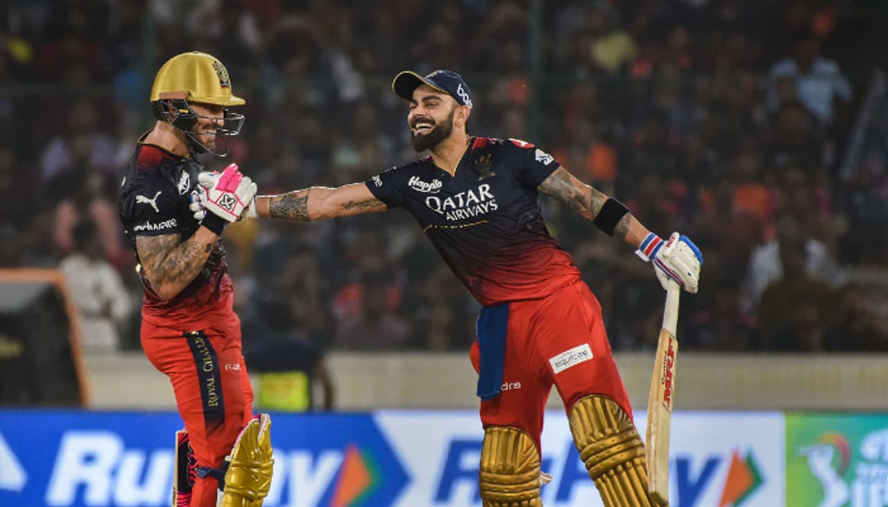 আইপিএল এ ফের অরেঞ্জ ক্যাপ জিততে চলেছেন রয়্যাল চ্যালেঞ্জার্স বেঙ্গালুরুর তারকা বিরাট কোহলি আইপিএল এ ফের অরেঞ্জ ক্যাপ জিততে চলেছেন রয়্যাল চ্যালেঞ্জার্স বেঙ্গালুরুর তারকা বিরাট কোহলি