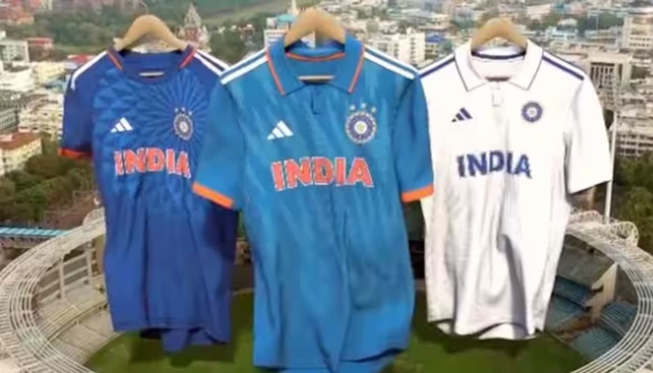 বিশ্ব টেস্ট চ্যাম্পিয়নশিপ ফাইনালের আগে ভারতীয় দলের নতুন জার্সি উদ্বোধন বিশ্ব টেস্ট চ্যাম্পিয়নশিপ ফাইনালের আগে ভারতীয় দলের নতুন জার্সি উদ্বোধন