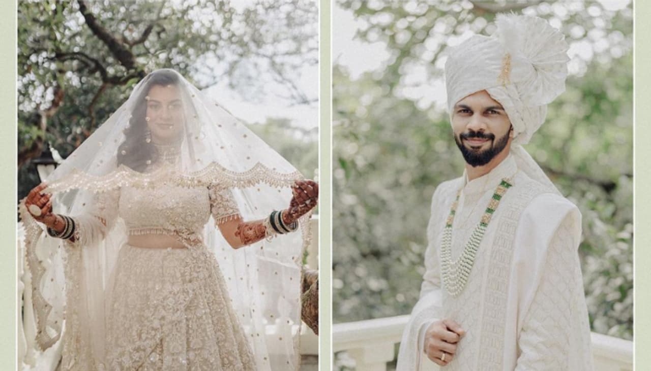 বিয়ে করলেন চেন্নাই সুপার কিংসের ওপেনার রুতুরাজ গায়কোয়াড়, স্ত্রী উৎকর্ষা পাওয়ার বিয়ে করলেন চেন্নাই সুপার কিংসের ওপেনার রুতুরাজ গায়কোয়াড়, স্ত্রী উৎকর্ষা পাওয়ার