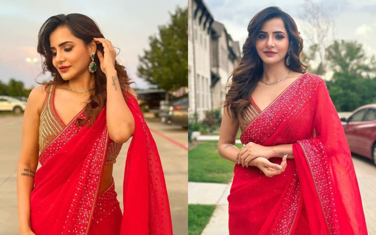 Ashu Reddy Ashu Reddy