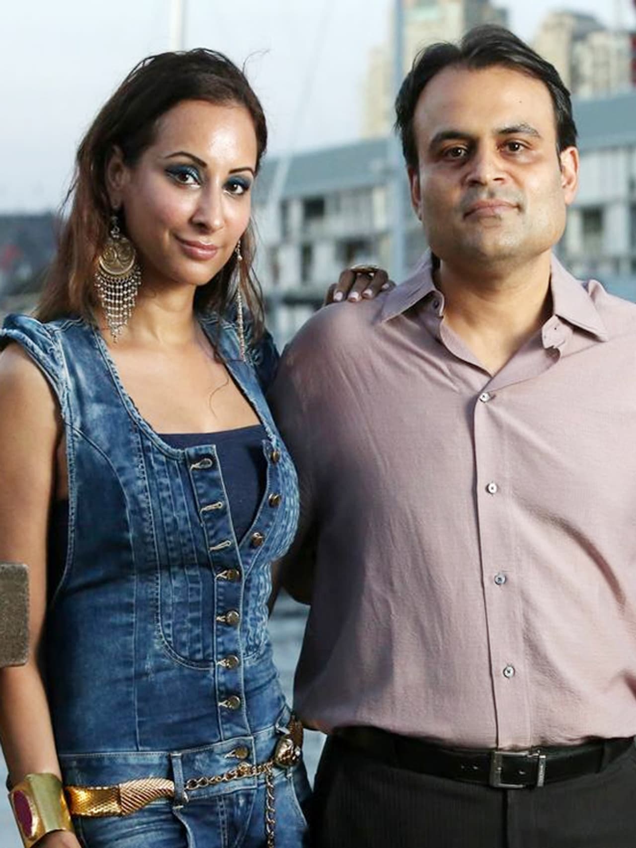 Pankaj Radhika Oswal family Pankaj Radhika Oswal family