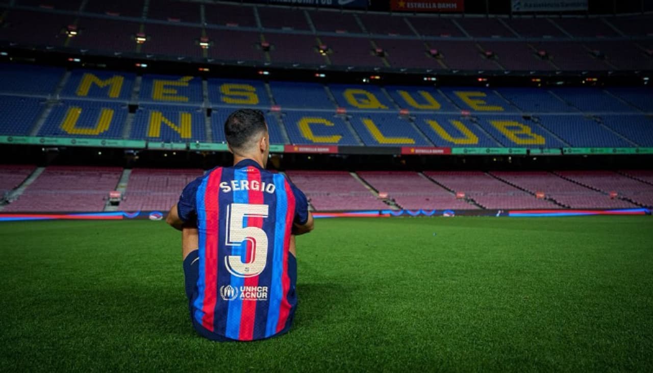 লিওনেল মেসির জন্মদিনেই সের্জিও বুস্কেটসের সঙ্গে চুক্তি ঘোষণা ইন্টার মায়ামির লিওনেল মেসির জন্মদিনেই সের্জিও বুস্কেটসের সঙ্গে চুক্তি ঘোষণা ইন্টার মায়ামির