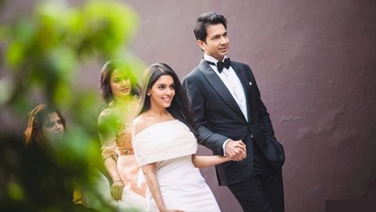 Asin's husband Loss 12000 Crores