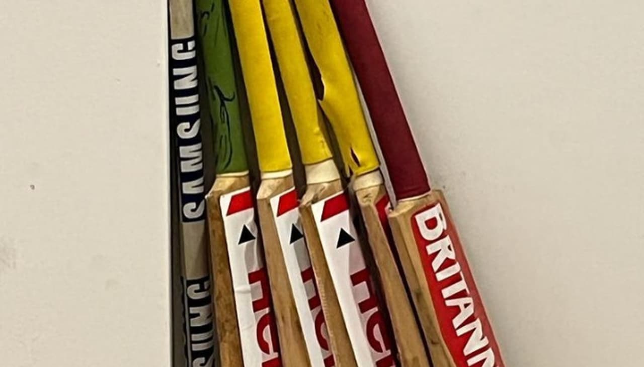 আন্তর্জাতিক কেরিয়ারের অন্যতম সেরা ইনিংসের ব্যাট হারিয়ে ফেলেছেন বীরেন্দ্র সেহবাগ আন্তর্জাতিক কেরিয়ারের অন্যতম সেরা ইনিংসের ব্যাট হারিয়ে ফেলেছেন বীরেন্দ্র সেহবাগ