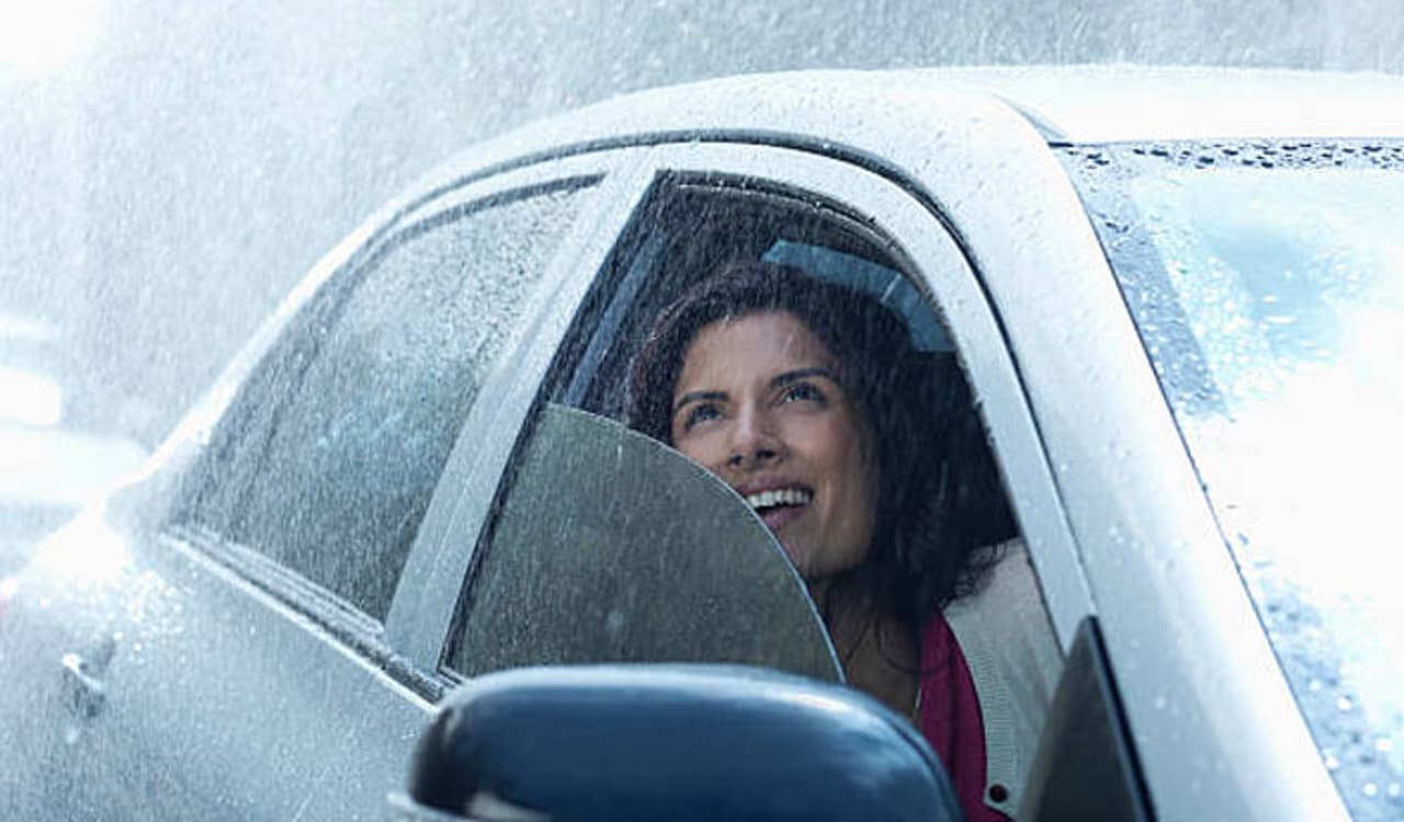 हैजार्ड लाइट्स (Hazard Light) हैजार्ड लाइट्स (Hazard Light)