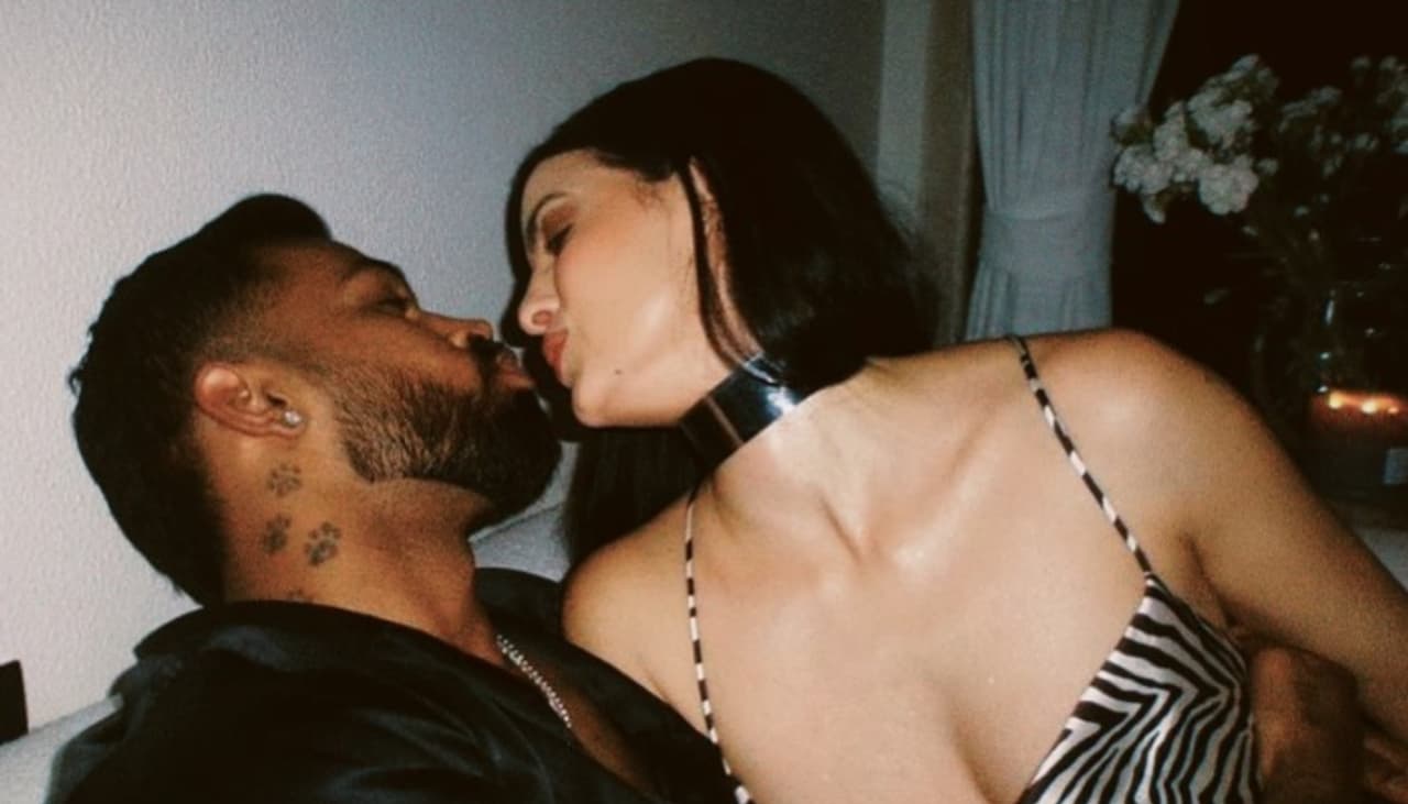 প্রথম আলাপের দিনেই নাতাশা স্ট্যানকোভিচকে আলিঙ্গন করেন হার্দিক পান্ডিয়া