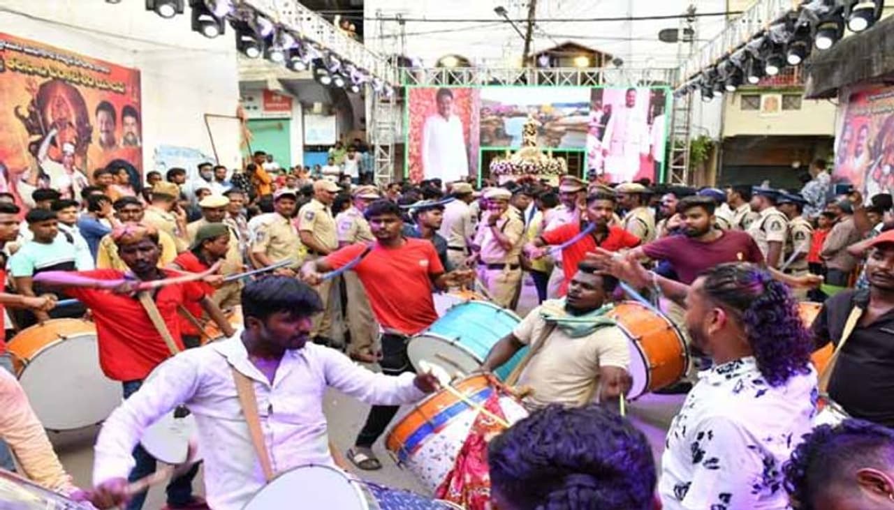 talasani srinivas yadav talasani srinivas yadav