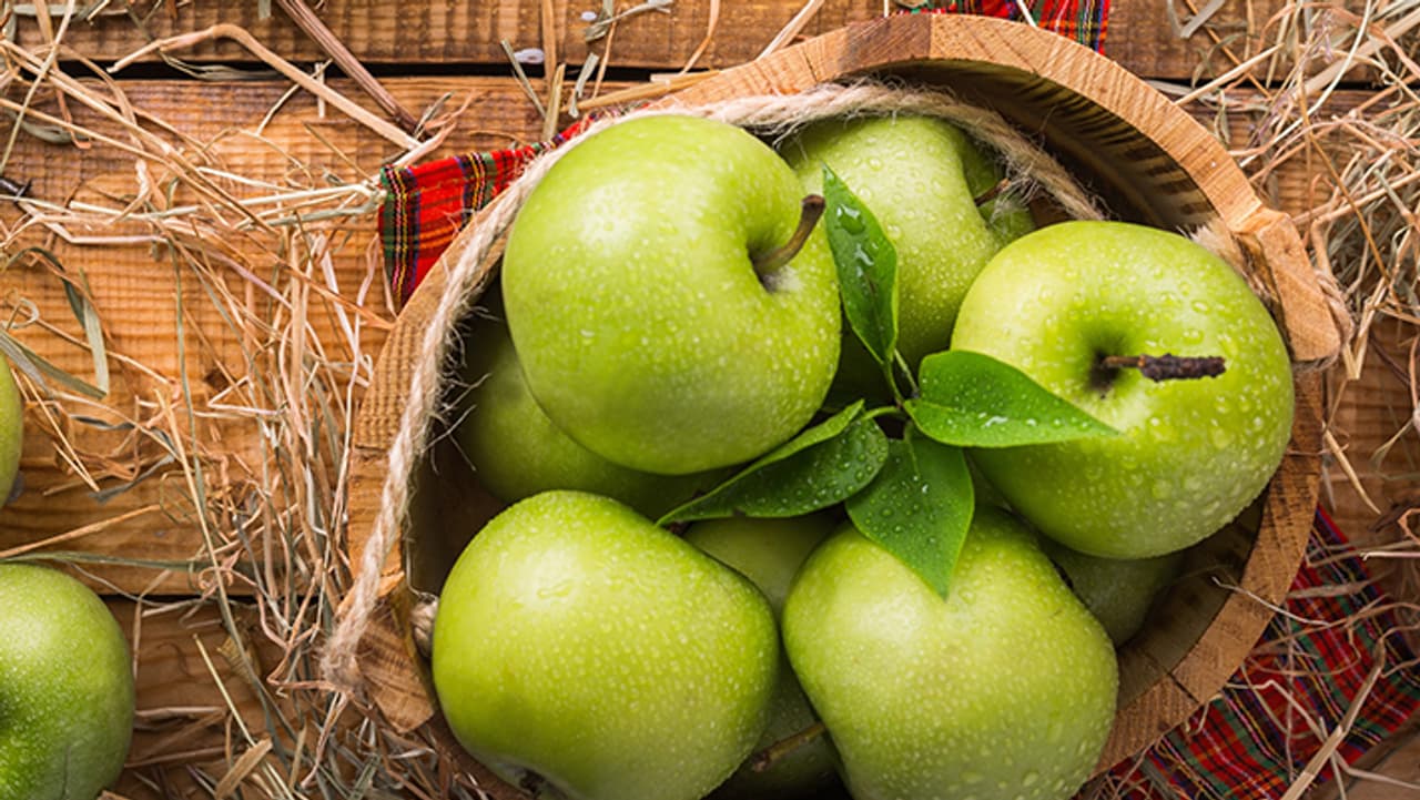 सेब से होने वाले 5 अविश्वसनीय फायदे सेब से होने वाले 5 अविश्वसनीय फायदे