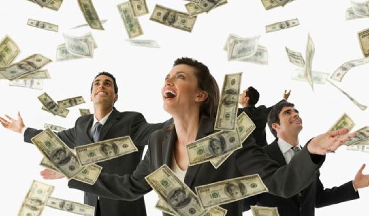 1. महंगाई बेकाबू हो जाएगी 1. महंगाई बेकाबू हो जाएगी