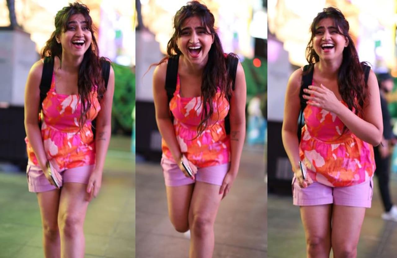 Varshini Sounderajan Varshini Sounderajan