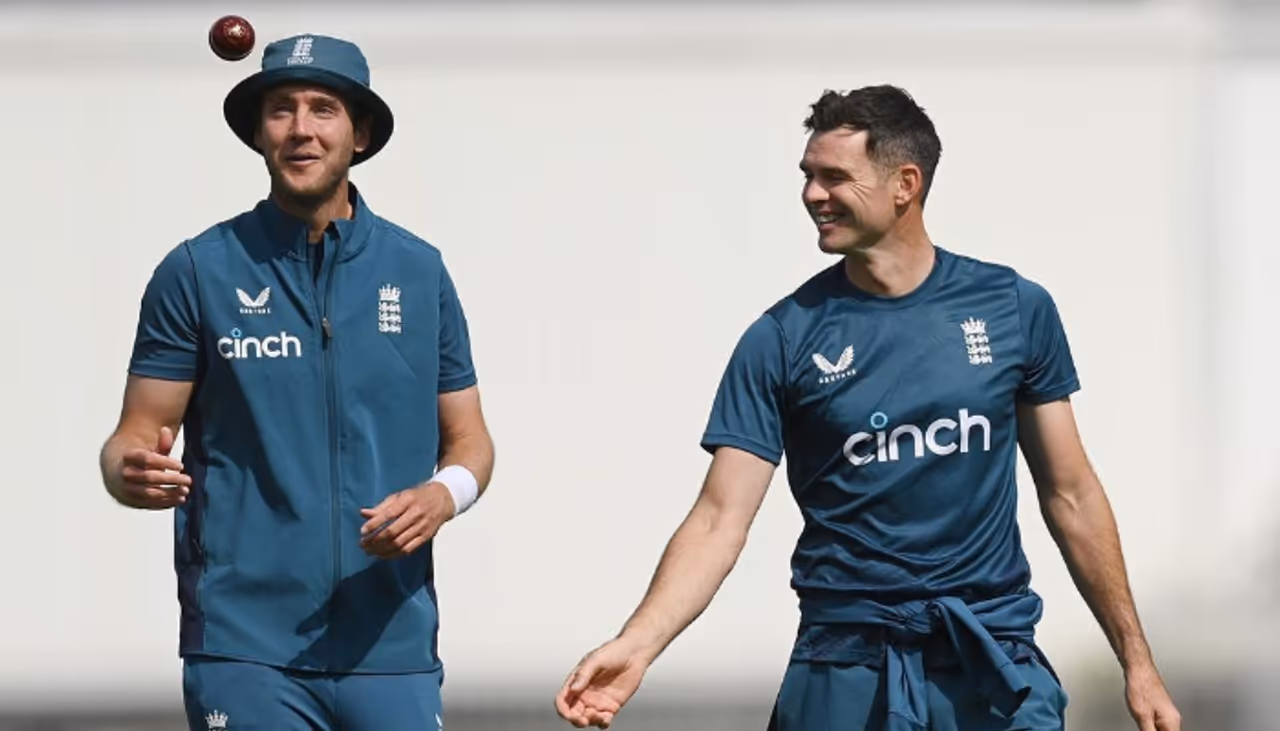 টেস্ট ক্রিকেটে বোলিং ব্যাটিংয়ে অসাধারণ সাফল্য পেয়েছেন স্টুয়ার্ট ব্রড টেস্ট ক্রিকেটে বোলিং ব্যাটিংয়ে অসাধারণ সাফল্য পেয়েছেন স্টুয়ার্ট ব্রড