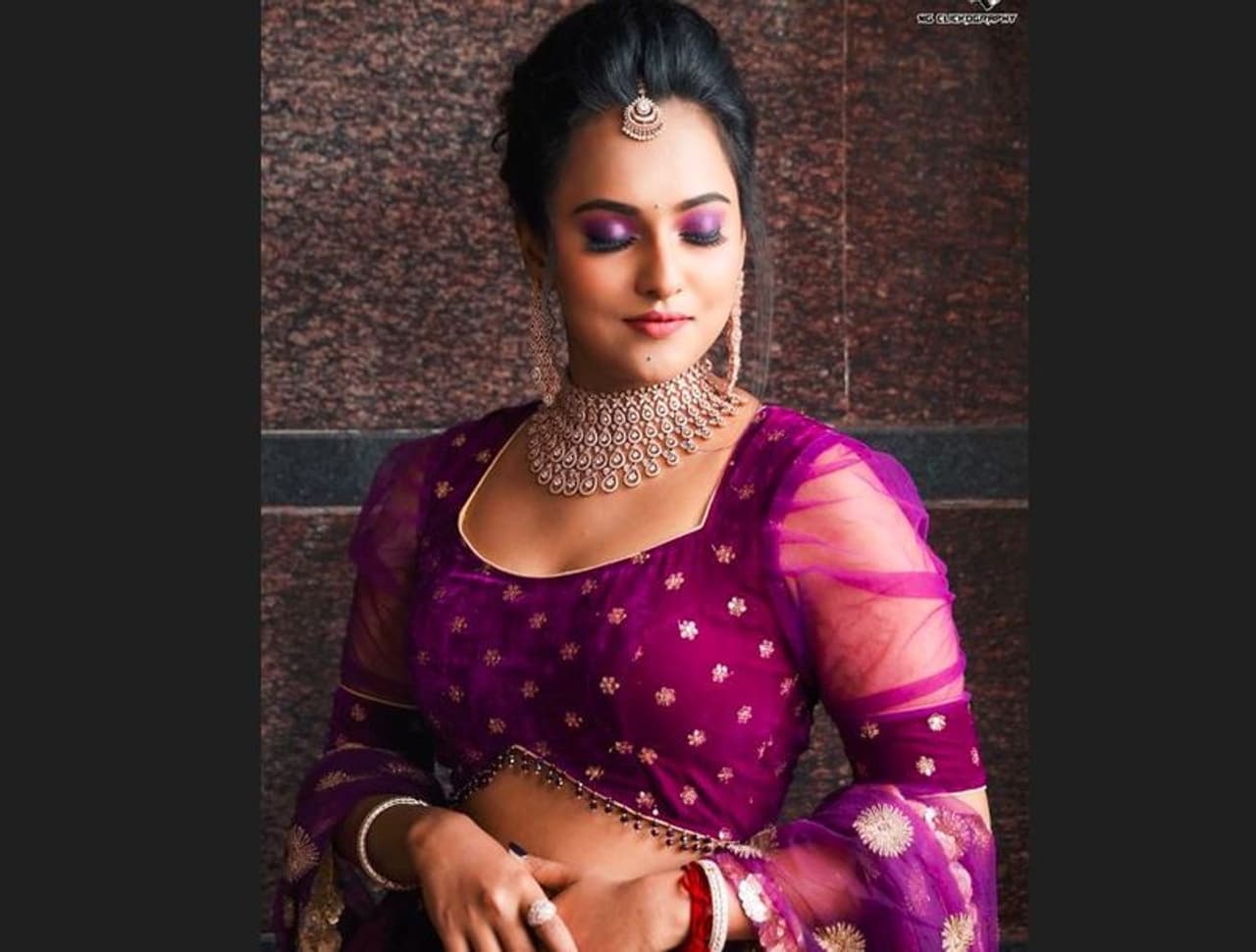 Actress priyankha shivanna