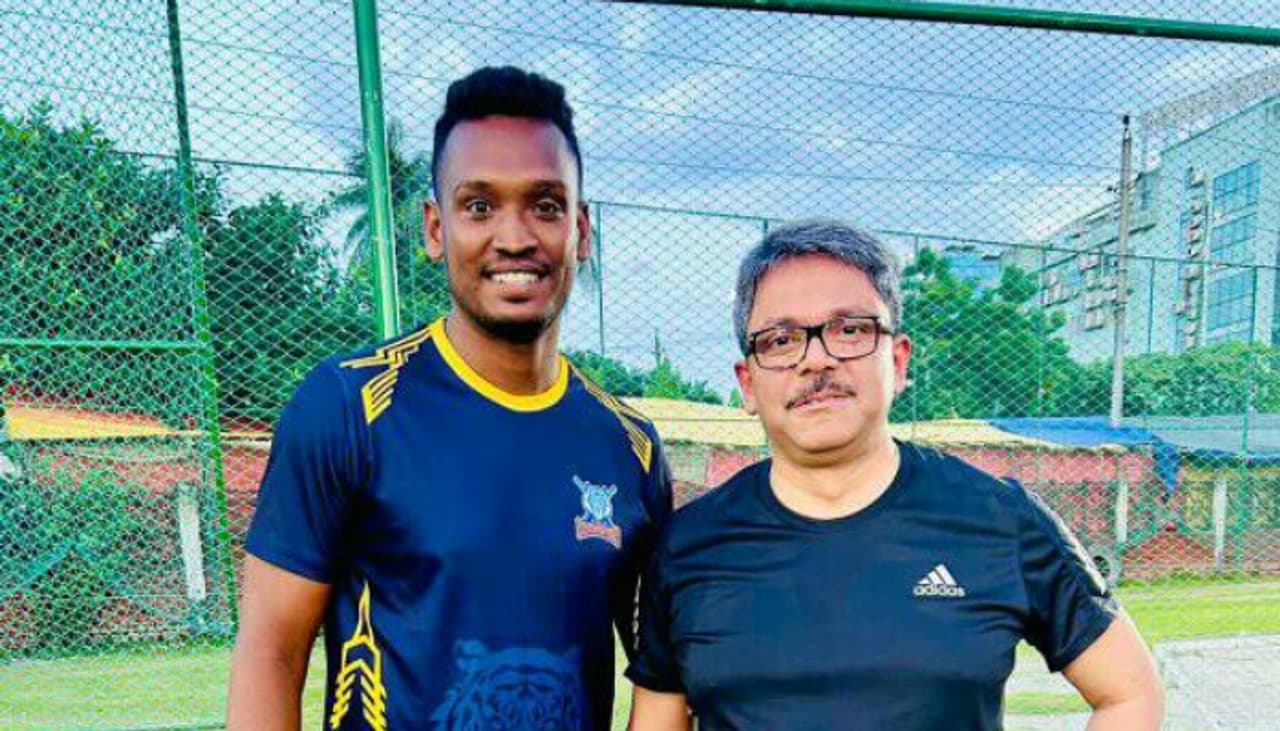 ইয়ো ইয়ো টেস্টে বিরাট কোহলিকে পিছনে ফেলে দিয়েছেন বাংলাদেশের আল আমিন হোসেন ইয়ো ইয়ো টেস্টে বিরাট কোহলিকে পিছনে ফেলে দিয়েছেন বাংলাদেশের আল আমিন হোসেন