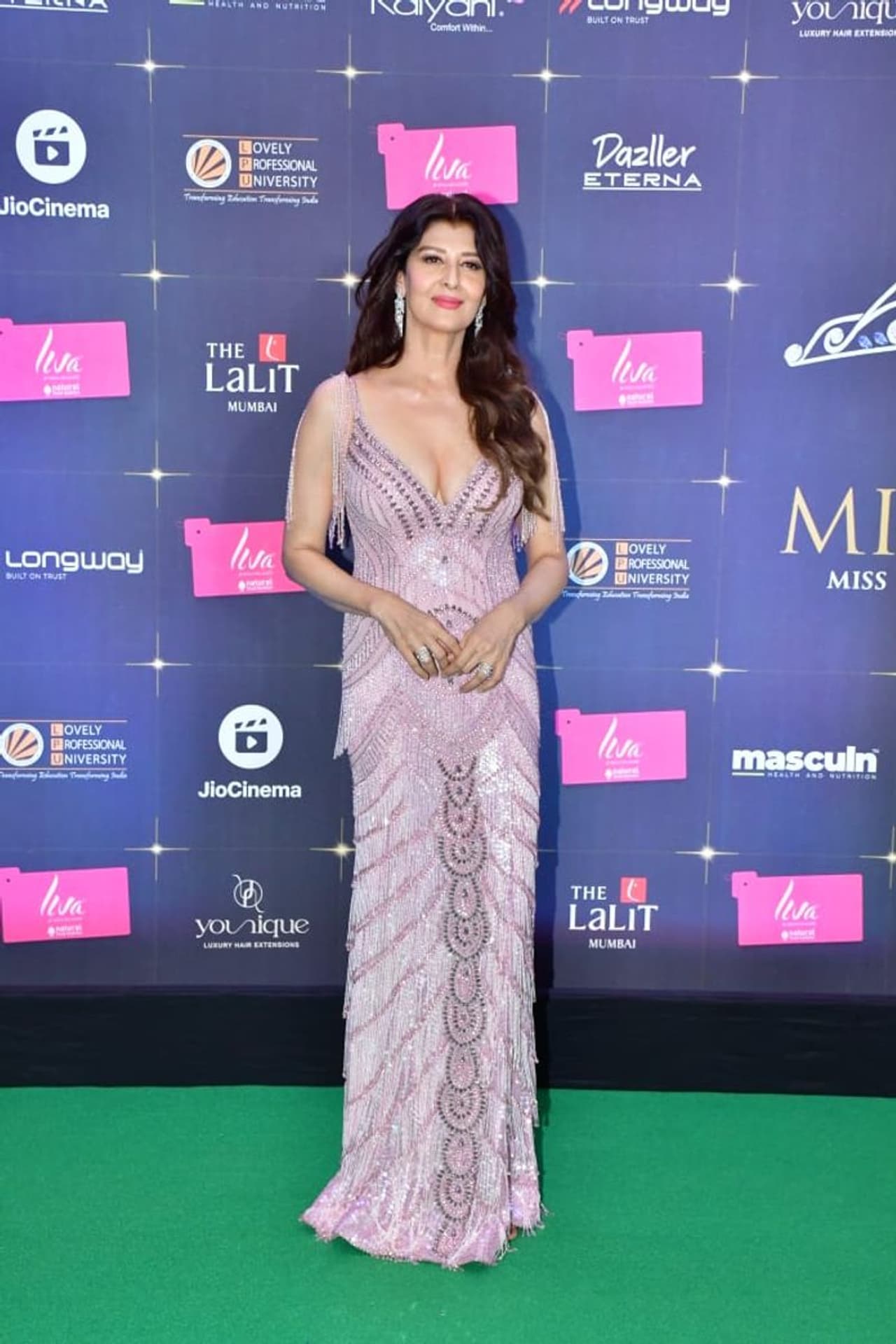 Photo Courtesy: Varinder Chawla Photo Courtesy: Varinder Chawla