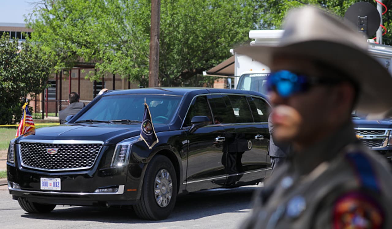 মার্কিন রাষ্ট্রপতির গাড়ি দ্যা বিস্ট