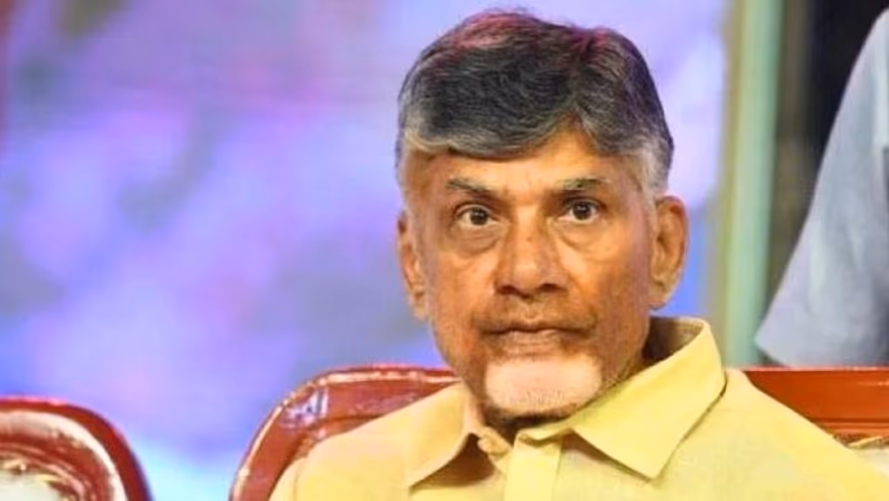 జగన్ కు చంద్రబాబు దెబ్బ: 90 స్థానాల్లో అభ్యర్థుల ఖరారు జగన్ కు చంద్రబాబు దెబ్బ: 90 స్థానాల్లో అభ్యర్థుల ఖరారు