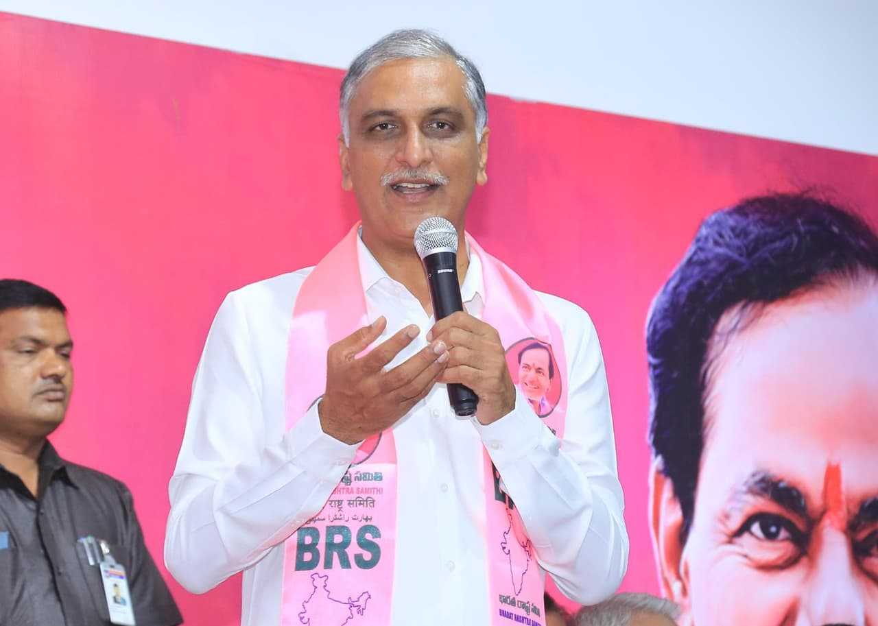 జస్టిస్‌ పీసీ ఘోష్‌ కమిషన్‌ ముందుకు తన్నీరు హరీష్ రావు