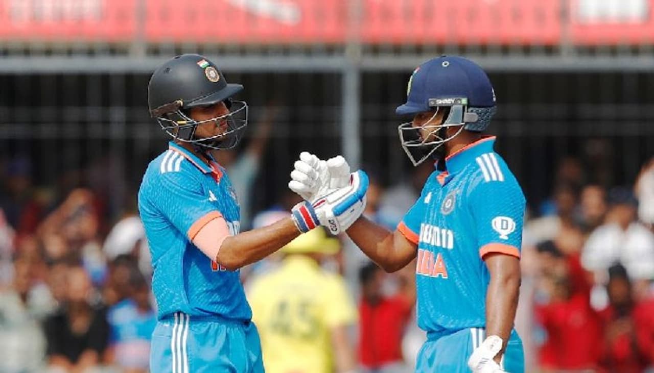 Shubman Gill Shreyas Iyer Shubman Gill Shreyas Iyer