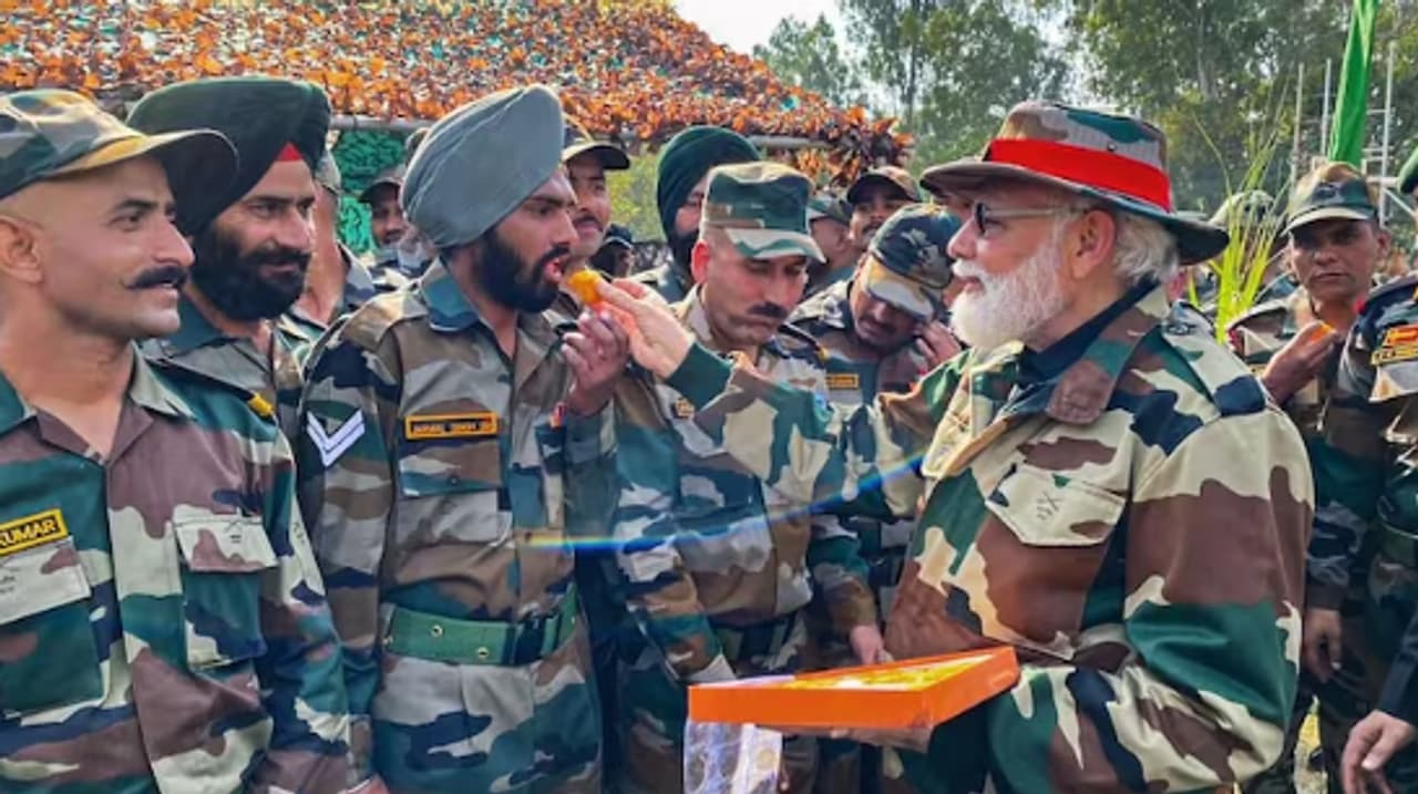 হিমাচলের লেপচায় প্রধানমন্ত্রী মোদী হিমাচলের লেপচায় প্রধানমন্ত্রী মোদী