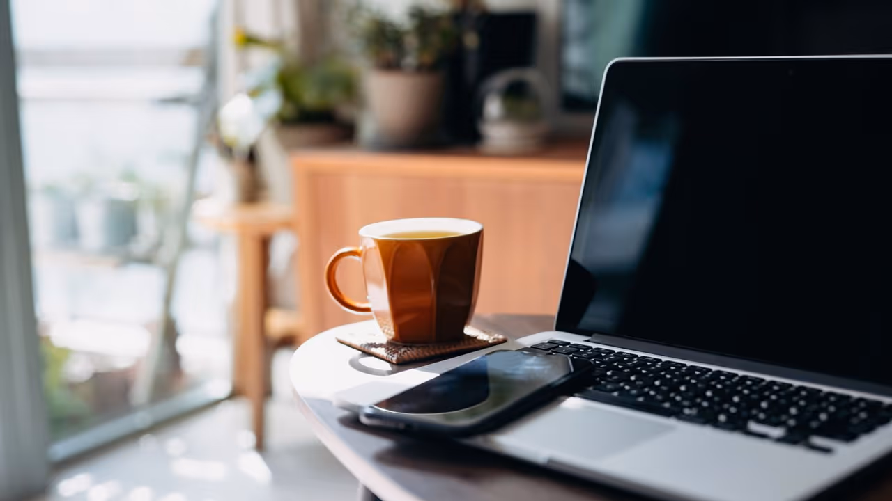 সারা দিনে কত কাপ চা খাওয়া নিরাপদ জানেন? সারা দিনে কত কাপ চা খাওয়া নিরাপদ জানেন?