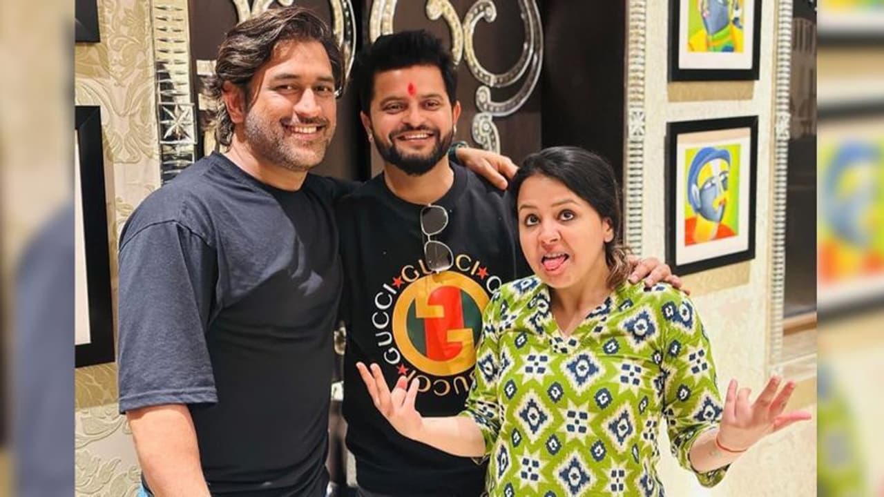 MS Dhoni, Suresh Raina MS Dhoni, Suresh Raina