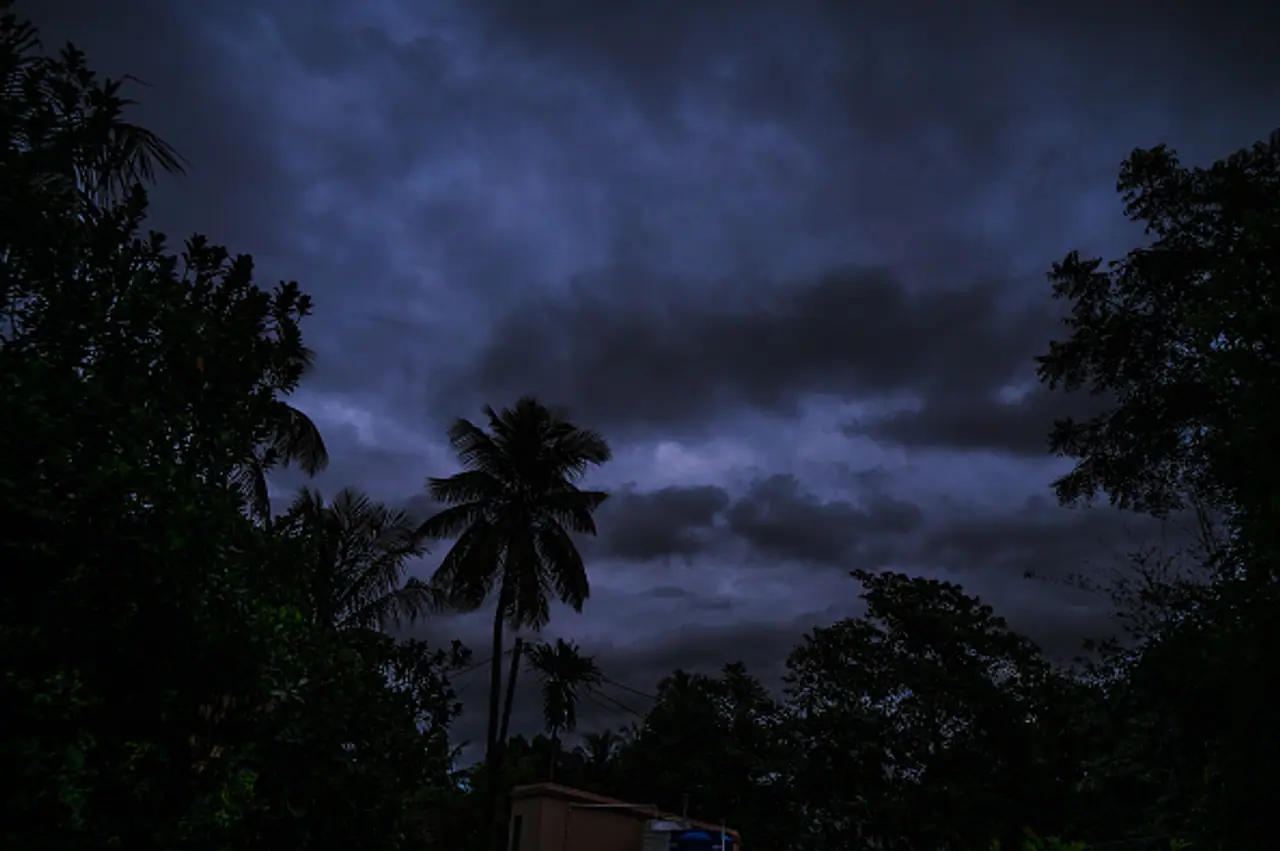 ঘূর্ণিঝড় রেমাল নিয়ে ইঙ্গিত