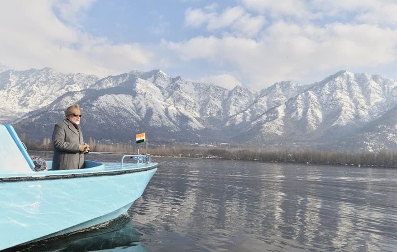 PM Modi and Jammu Kashmir