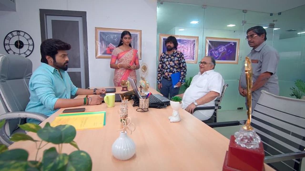 Karthigai deepam serial