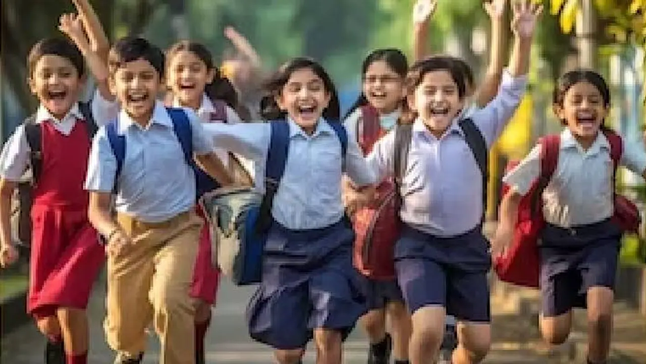 பள்ளிகளில் அரையாண்டு தேர்வுகள் பள்ளிகளில் அரையாண்டு தேர்வுகள்