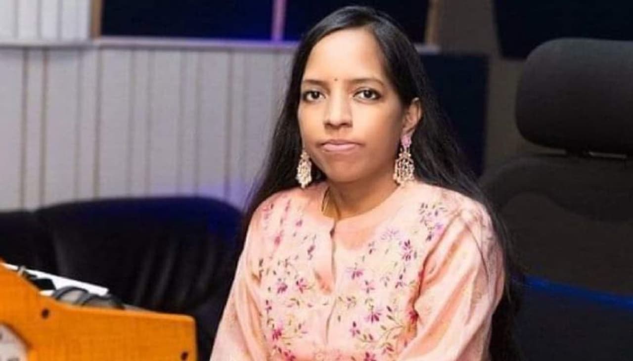 Singer bhavatharini Singer bhavatharini