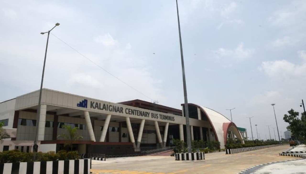 கிளம்பாக்கம் விமான நிலையம் மெட்ரோ ரயில்