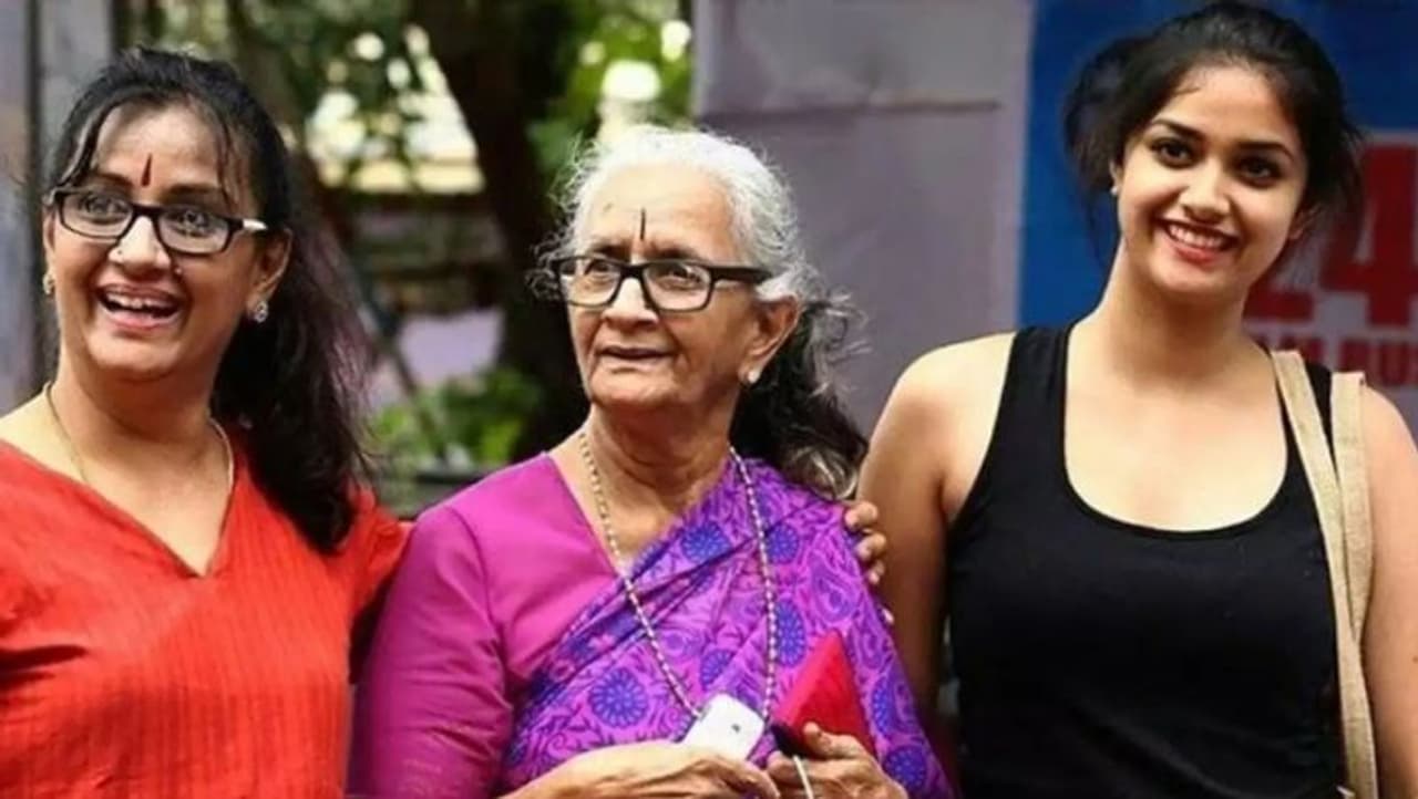 Keerthy suresh Grand Mother Saroja Keerthy suresh Grand Mother Saroja