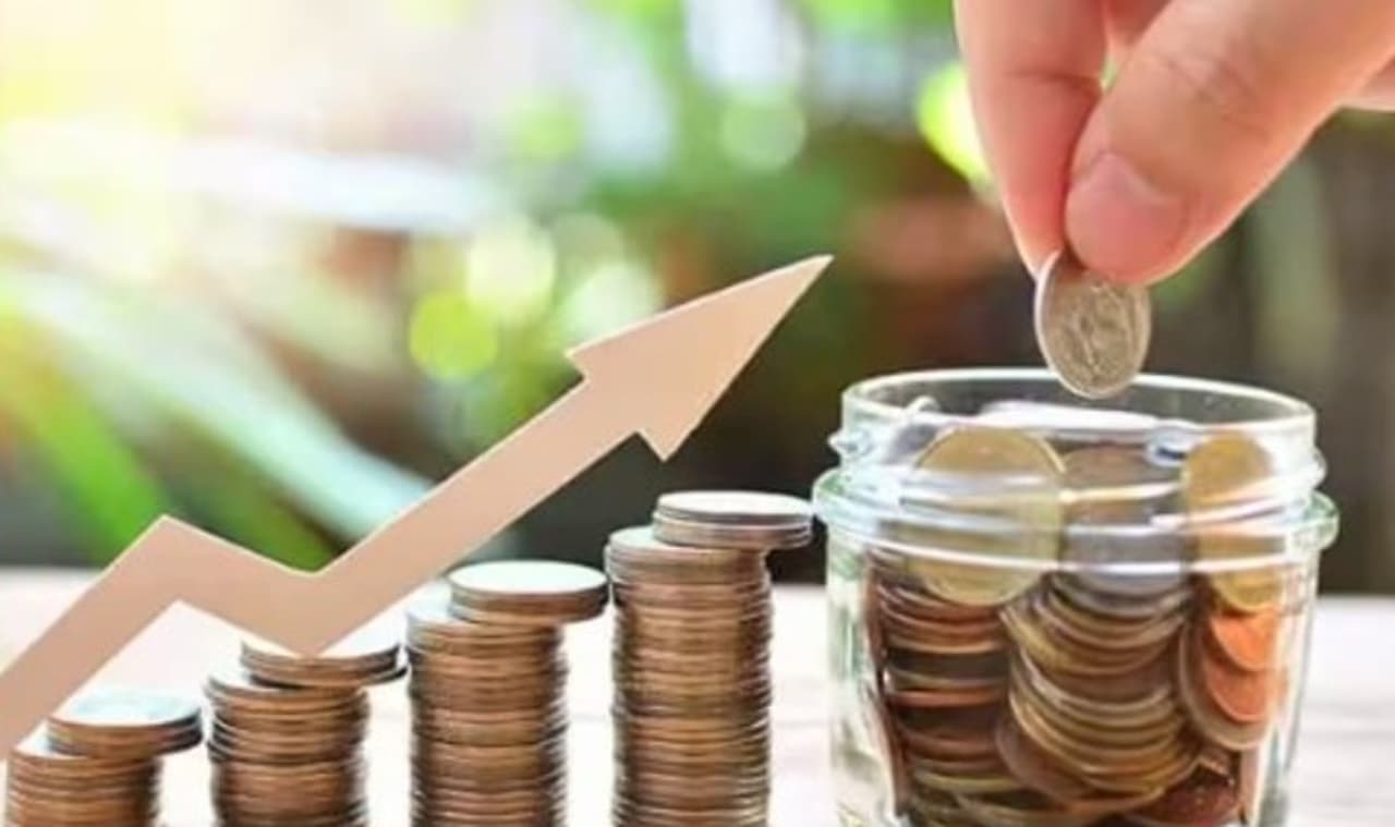 रिटायरमेंट के लिए अपनाएं 555 फॉर्मूला रिटायरमेंट के लिए अपनाएं 555 फॉर्मूला