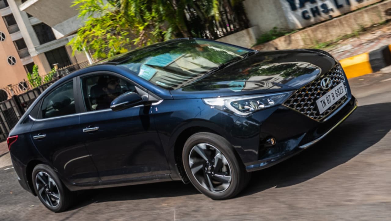 हुंडई वरना में सेफ्टी फीचर्स का रखा गया खास ध्यान हुंडई वरना में सेफ्टी फीचर्स का रखा गया खास ध्यान