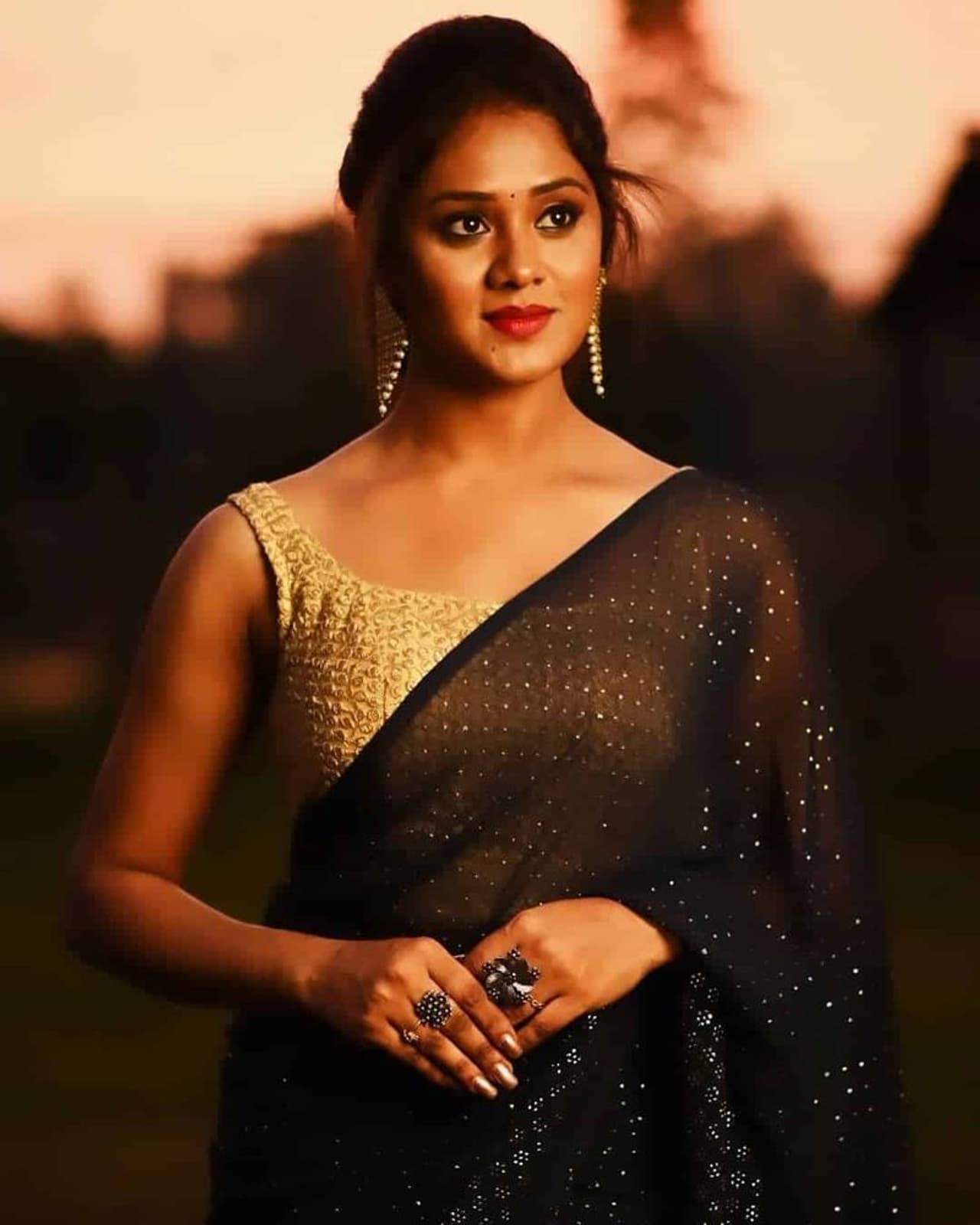 Keerthi Bhat Keerthi Bhat