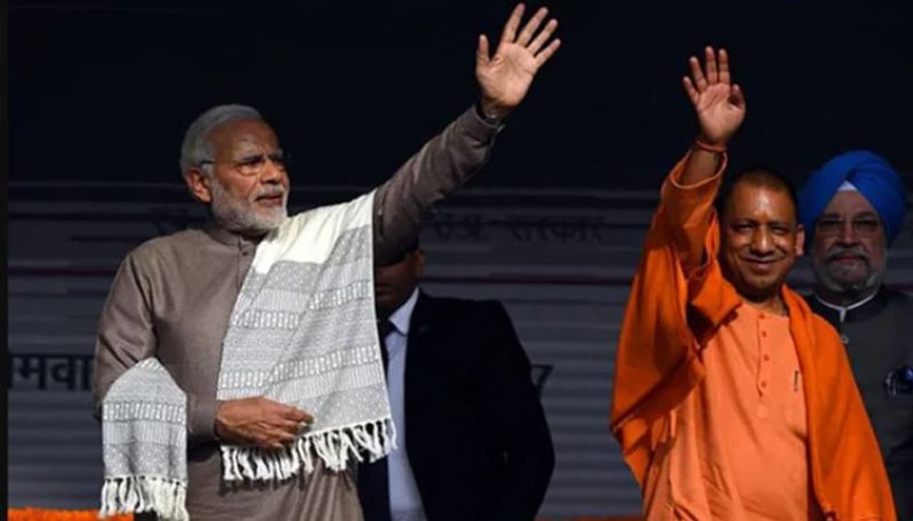 Narendra modi yogi adithyanath Narendra modi yogi adithyanath