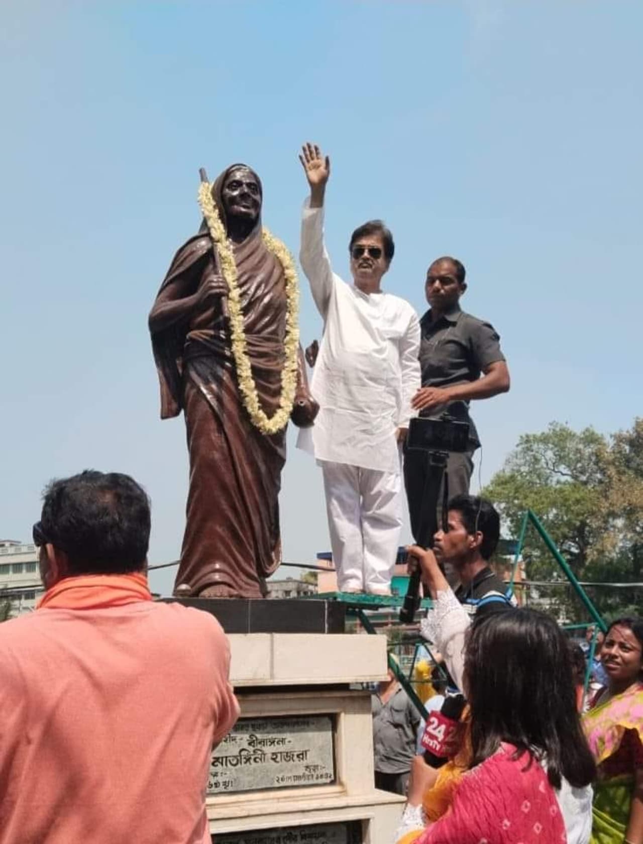 অভিজিৎ গঙ্গোপাধ্য়ায় অভিজিৎ গঙ্গোপাধ্য়ায়