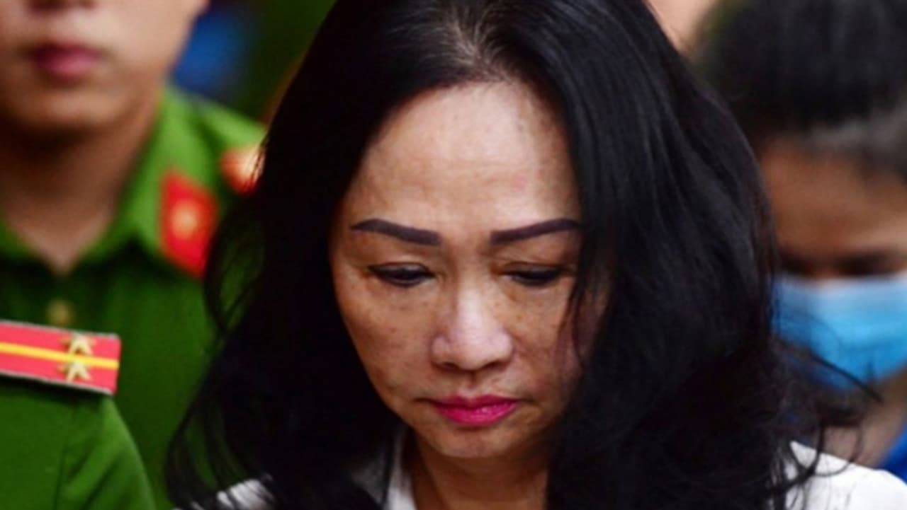 वियतनाम के सबसे अमीर महिला को सजा वियतनाम के सबसे अमीर महिला को सजा