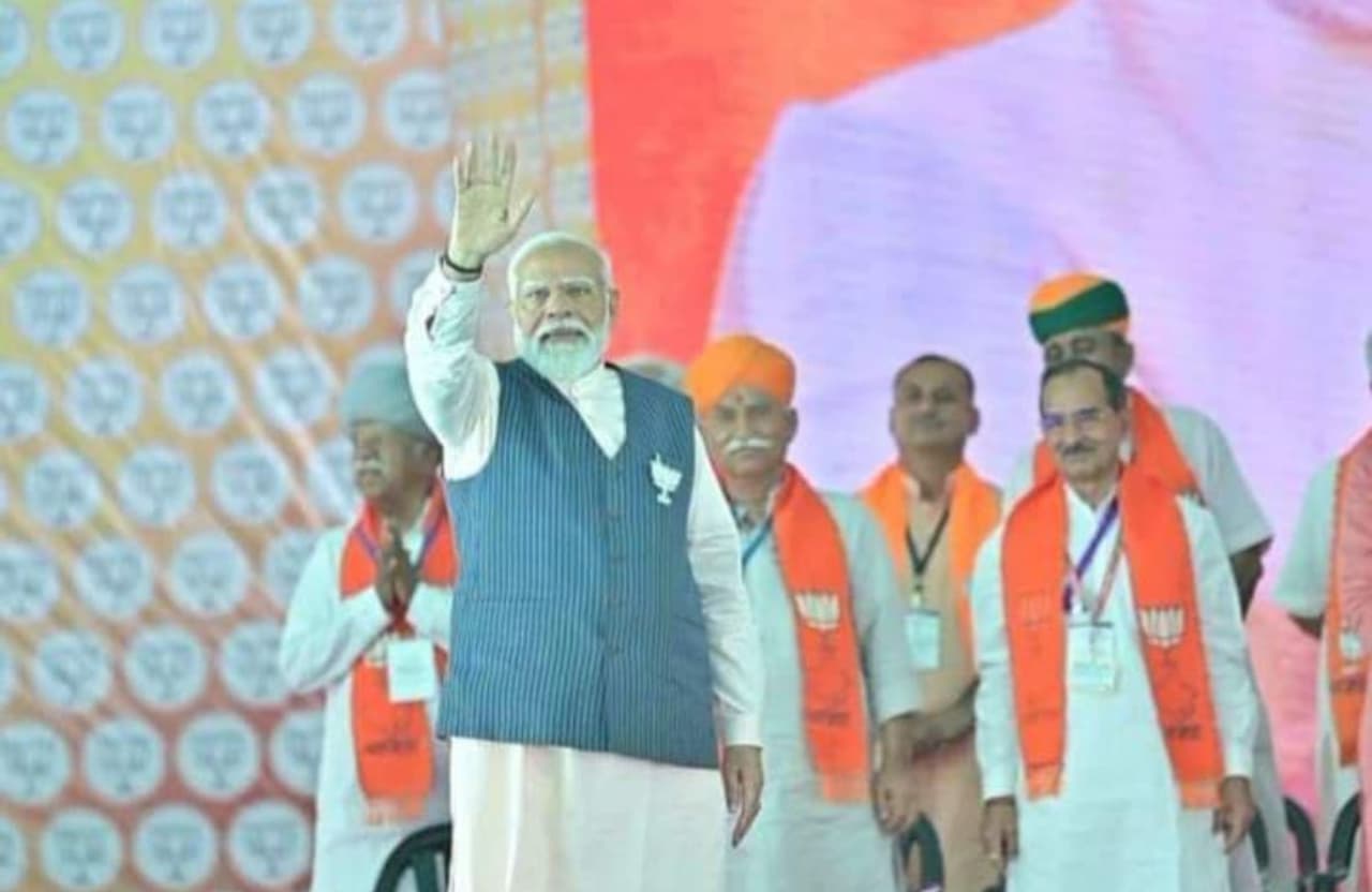 पंतप्रधान नरेंद्र मोदींची बाडमेरमधील सभा