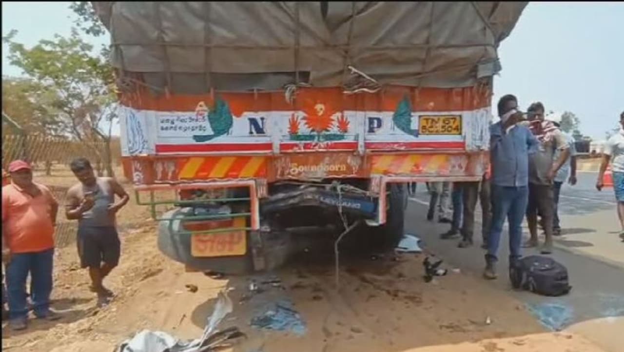 Nellore Road Accident Nellore Road Accident