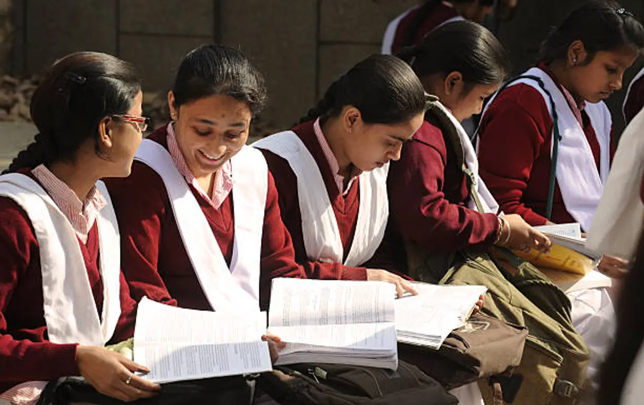 আজ থেকে শুরু উচ্চ মাধ্যমিক