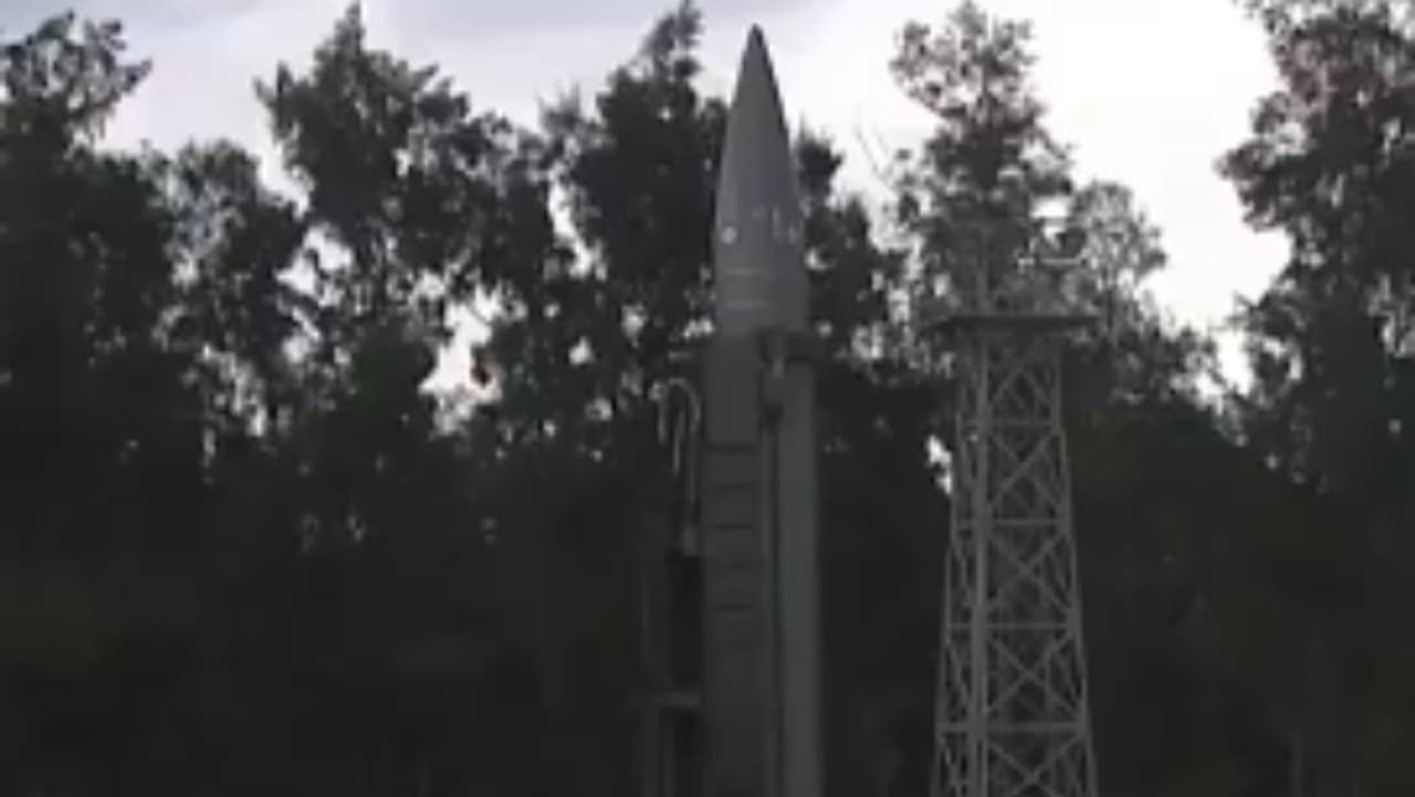 स्मार्ट मिसाइल बीच रास्ते में टारगेट और स्पीड बदल सकती है