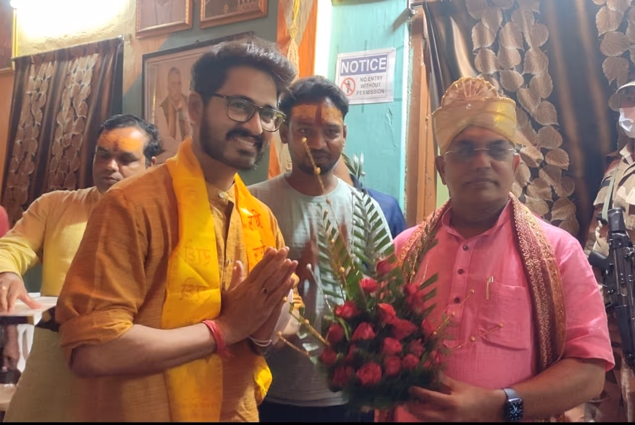 হিরণ চট্টোপাধ্য়ায় হিরণ চট্টোপাধ্য়ায়