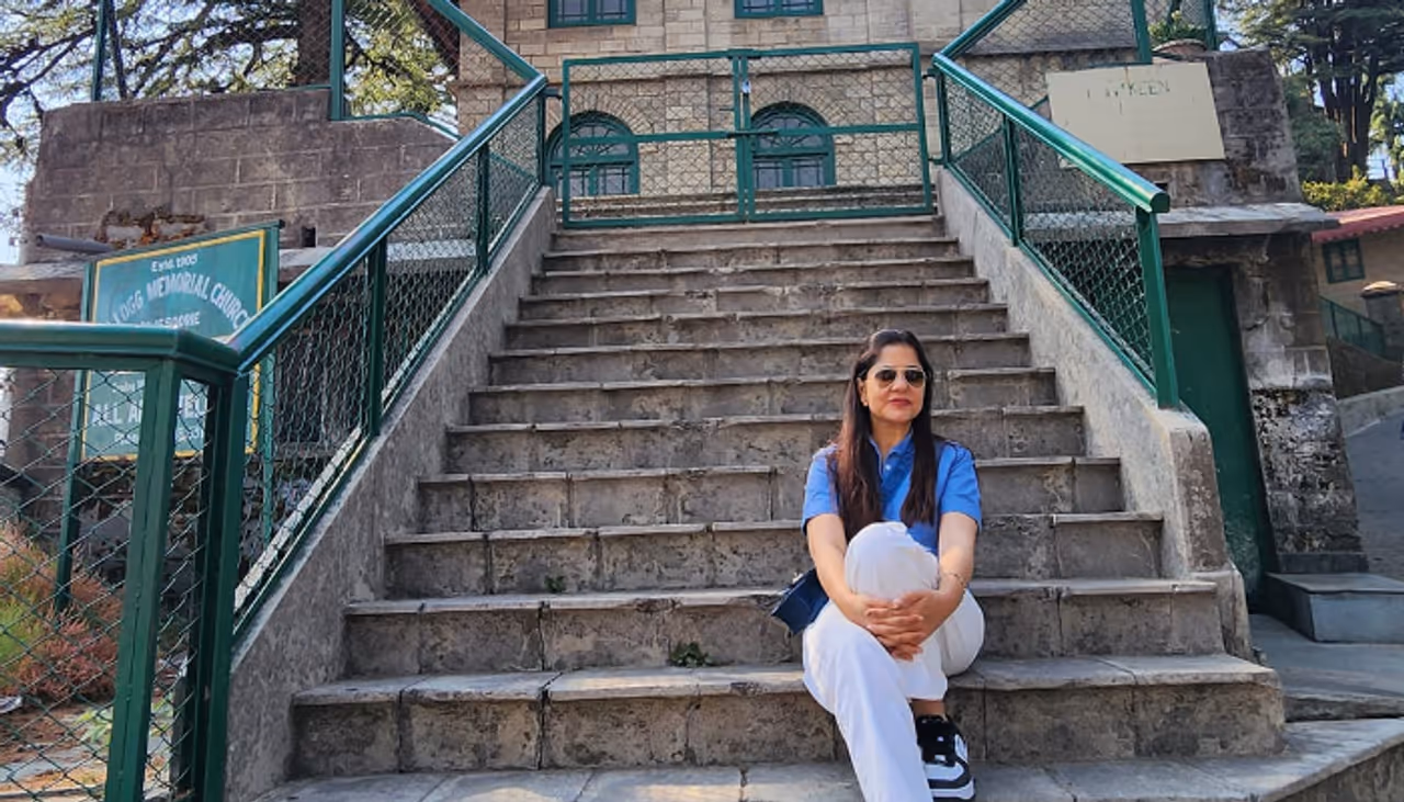 সপরিবারে মুসৌরিতে ছুটি কাটাচ্ছেন দক্ষিণ কলকাতার সিপিআইএম প্রার্থী সায়রা শাহ হালিম